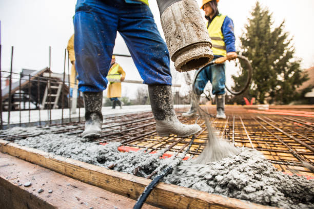 Best Best Concrete Contractor  in Ranchos De Taos, NM